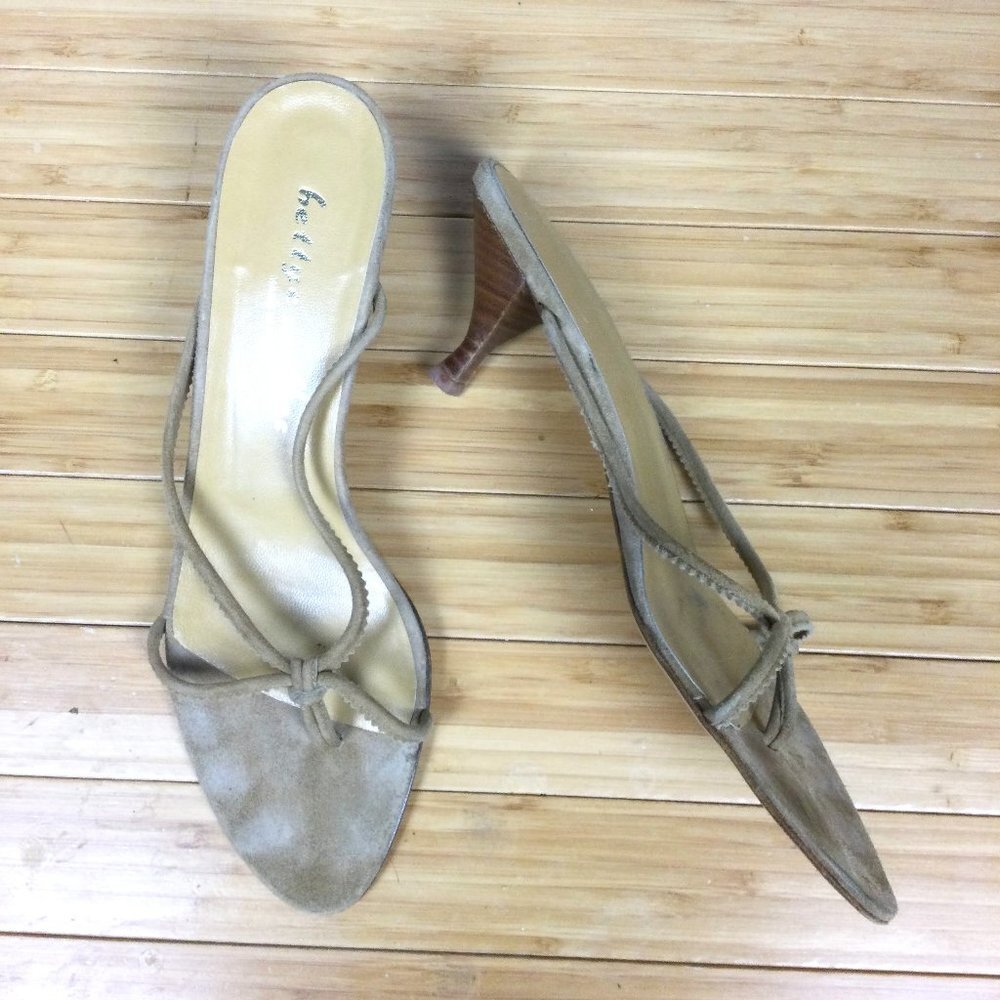 Bettye Muller Cream Suede Slide Sandals 40